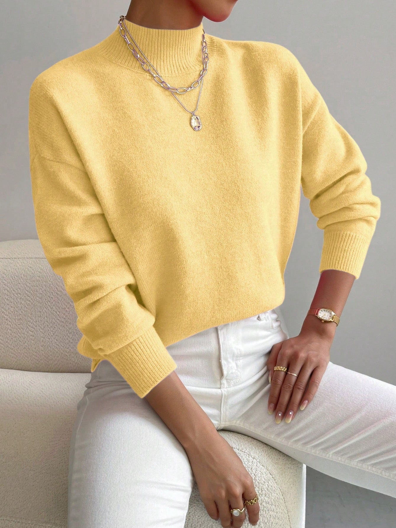Women's Classic Knit Sweater Relaxed Fit Long Sleeve Crew Neck Casual Wear